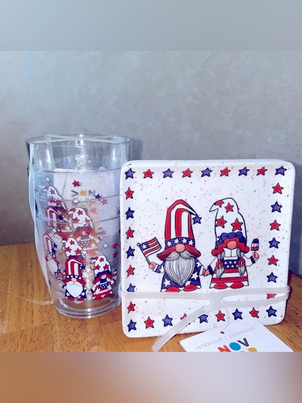 Novogratz Home Set of 4 Gnome Melamine 4th of July Plates & Cups BRAND NEW!